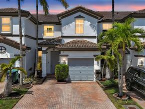 7634 NW 114th Path, Doral FL 33178