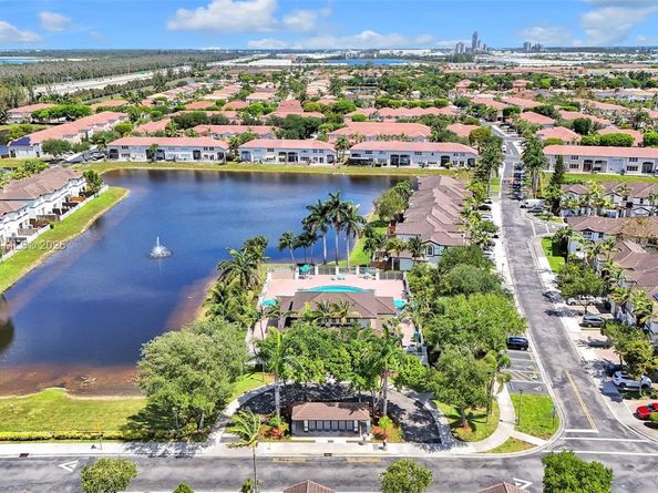 7634 NW 114th Path, Doral FL 33178