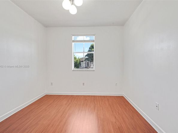 7634 NW 114th Path, Doral FL 33178