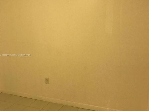 160 SW 30th Ave 104A, Miami FL 33135