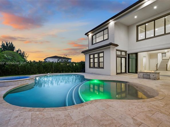 17130 Magnolia Estates Dr, Southwest Ranches FL 33331