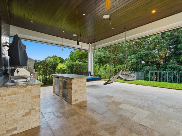 17130 Magnolia Estates Dr, Southwest Ranches FL 33331