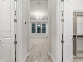 17130 Magnolia Estates Dr, Southwest Ranches FL 33331