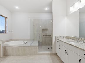 17130 Magnolia Estates Dr, Southwest Ranches FL 33331