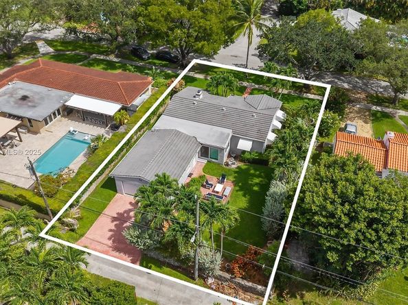 318 NE 105th St, Miami Shores FL 33138