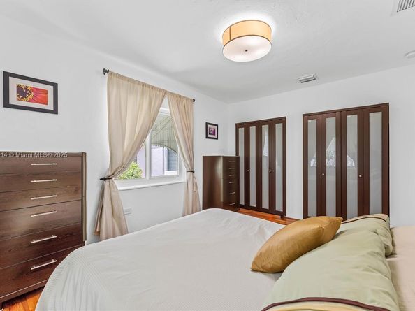 318 NE 105th St, Miami Shores FL 33138