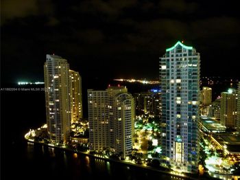 325 S Biscayne Blvd