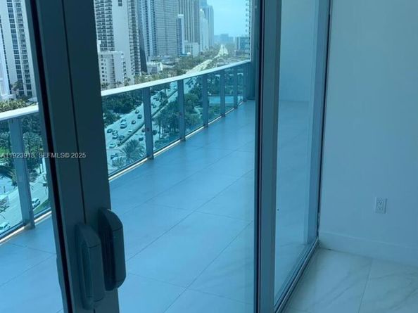 17550 Collins Ave 1204, Sunny Isles Beach FL 33160