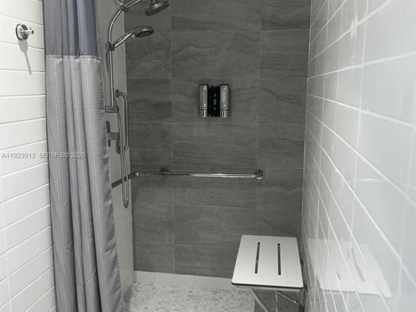 17550 Collins Ave 1204, Sunny Isles Beach FL 33160