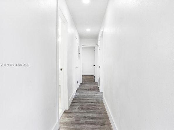 4647 NW 15th Ct, Miami FL 33142