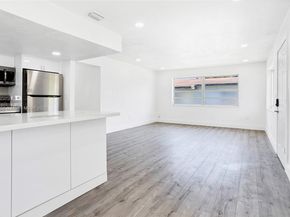 4647 NW 15th Ct, Miami FL 33142