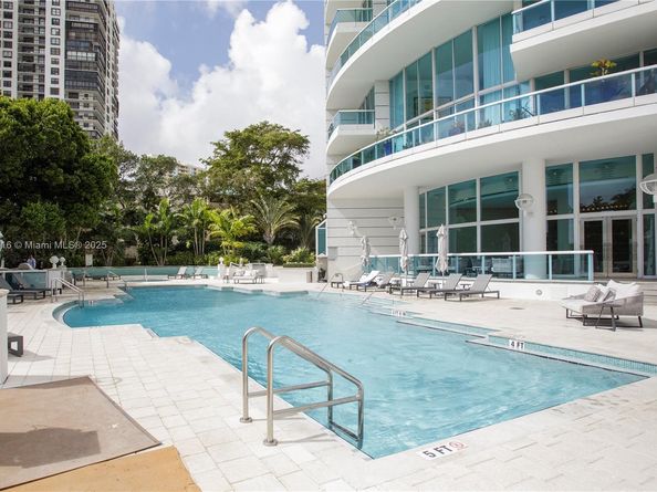 2127 Brickell Ave 705, Miami FL 33129