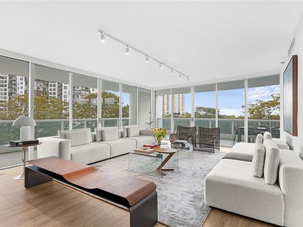 2127 Brickell Ave 705, Miami FL 33129