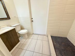 2240 N 57th Way, Hollywood FL 33021