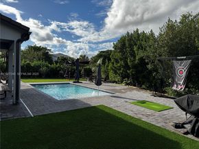 16372 Sandy Shore Dr, Westlake FL 33470