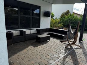 16372 Sandy Shore Dr, Westlake FL 33470