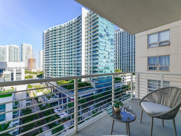 3250 NE 1st Ave 901, Miami FL 33137