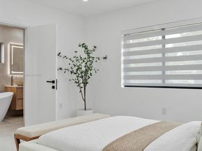 420 N Shore Dr, Miami Beach FL 33141