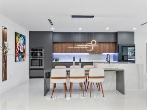 420 N Shore Dr, Miami Beach FL 33141