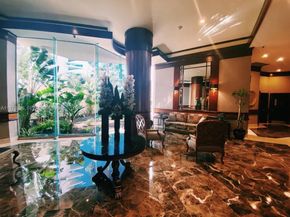 20185 E Country Club Dr TS3, Aventura FL 33180