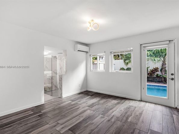 3800 Charles Ter, Miami FL 33133