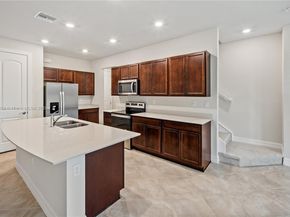 4488 E Appleton Cir E, Oakland Park FL 33309