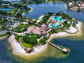 5722 NW 101st Ct, Doral FL 33178