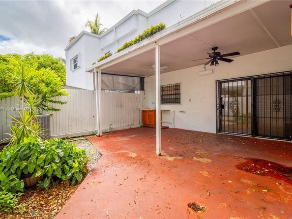 217 NW 109th Ave 2217, Miami FL 33172