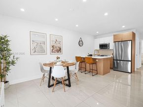 570 NW 48th St, Miami FL 33127