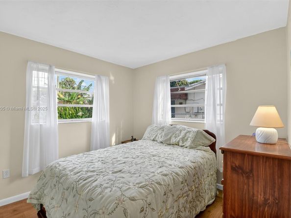 331 N 71st Ave, Hollywood FL 33024