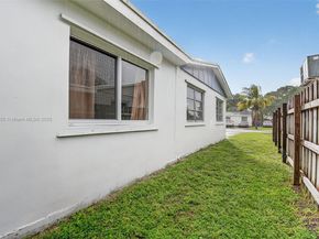 331 N 71st Ave, Hollywood FL 33024