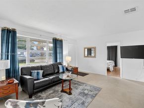 331 N 71st Ave, Hollywood FL 33024