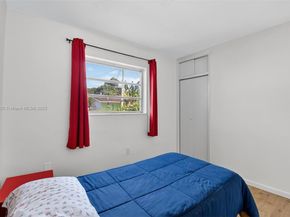 331 N 71st Ave, Hollywood FL 33024
