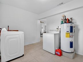 331 N 71st Ave, Hollywood FL 33024