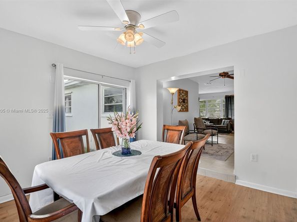 331 N 71st Ave, Hollywood FL 33024
