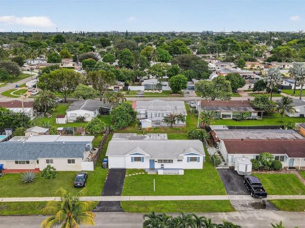331 N 71st Ave, Hollywood FL 33024