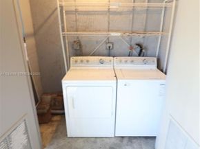 464 NE 210th Cir Ter 20410A, Miami FL 33179