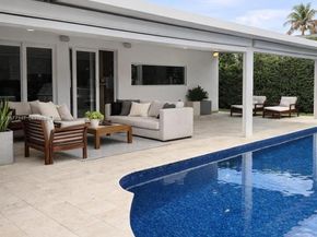 21015 NE 19th Ct, Miami FL 33179