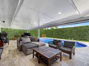 21015 NE 19th Ct, Miami FL 33179