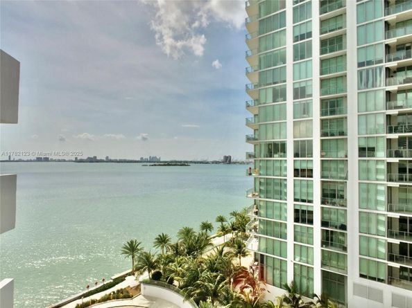 555 NE 30th St 1004, Miami FL 33137