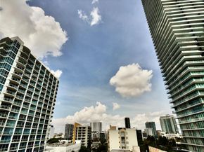 555 NE 30th St 1004, Miami FL 33137