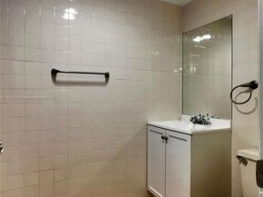 555 NE 30th St 1004, Miami FL 33137