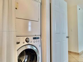 555 NE 30th St 1004, Miami FL 33137