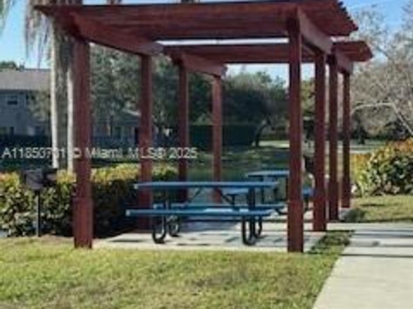 12650 Vista Isles Dr 923, Sunrise FL 33325