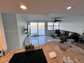 16570 NE 26th Ave 5J, North Miami Beach FL 33160