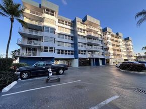 16570 NE 26th Ave 5J, North Miami Beach FL 33160