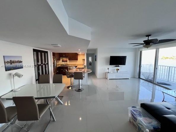 16570 NE 26th Ave 5J, North Miami Beach FL 33160