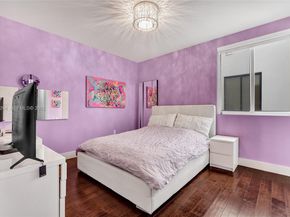 10223 NW 75th Ter, Doral FL 33178