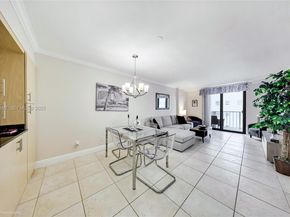 4301 Collins Ave 803, Miami Beach FL 33140