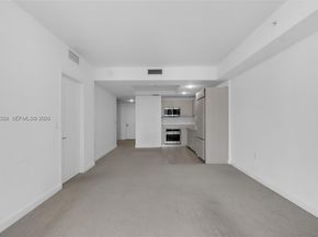 45 SW 9th St 2204, Miami FL 33130